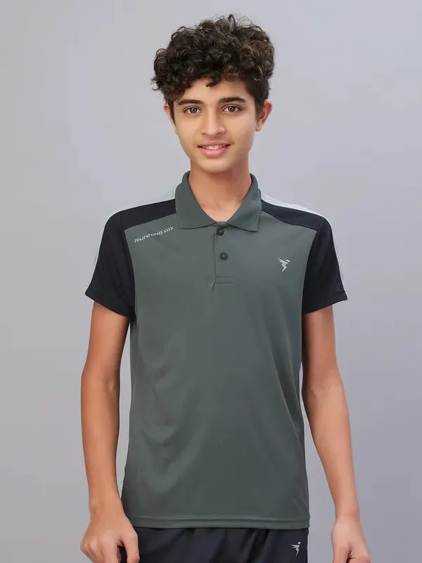 Boys Colorblock Slim Fit Polo T-shirt with TECHNO COOL