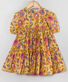 Floral print short sleeves tiered dress -Yellow and pink