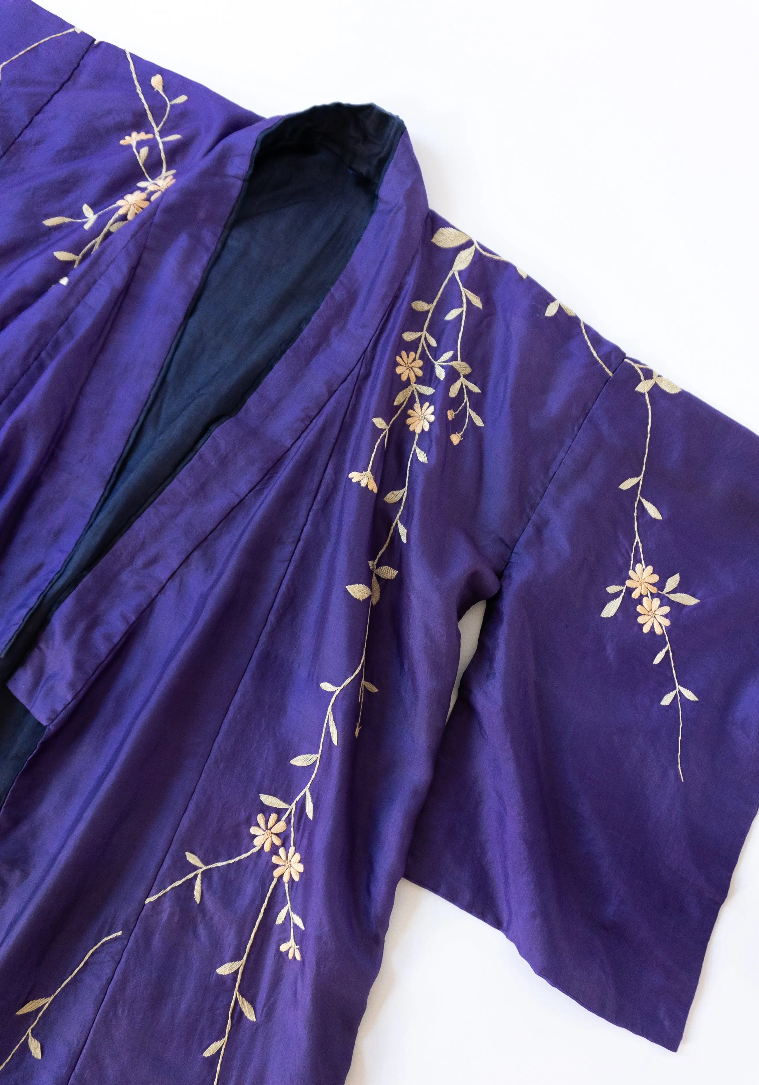 Vintage Long Floral Kimono in Deep Purple