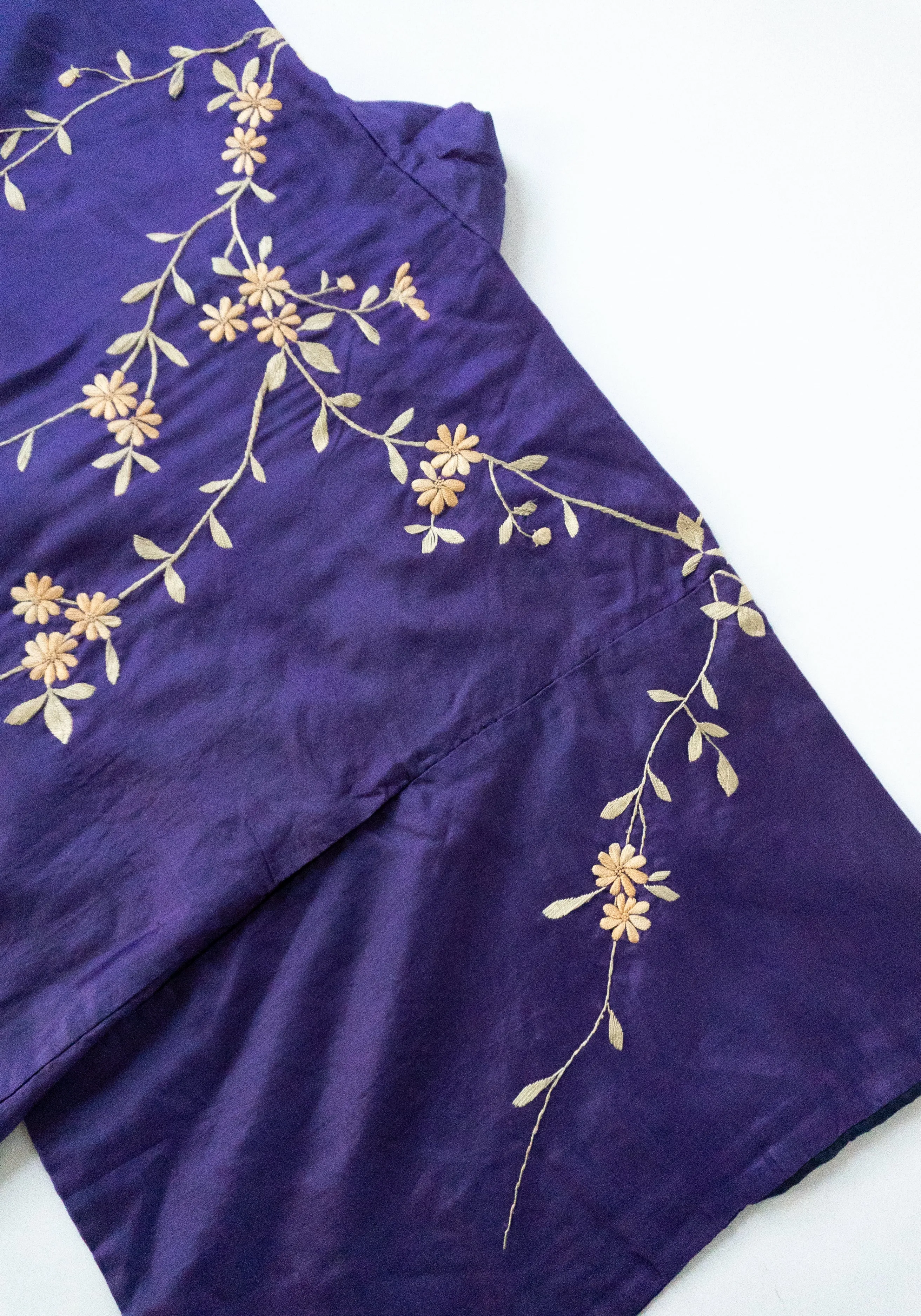 Vintage Long Floral Kimono in Deep Purple